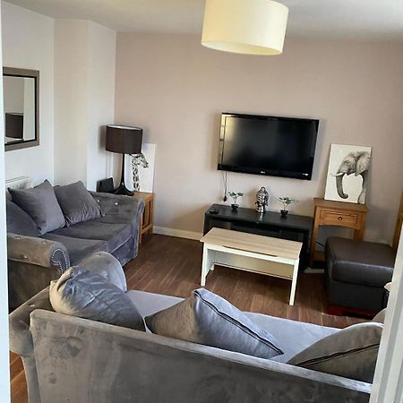 The Granite City - Modern City Centre Apartment แอเบอร์ดีน ภายนอก รูปภาพ
