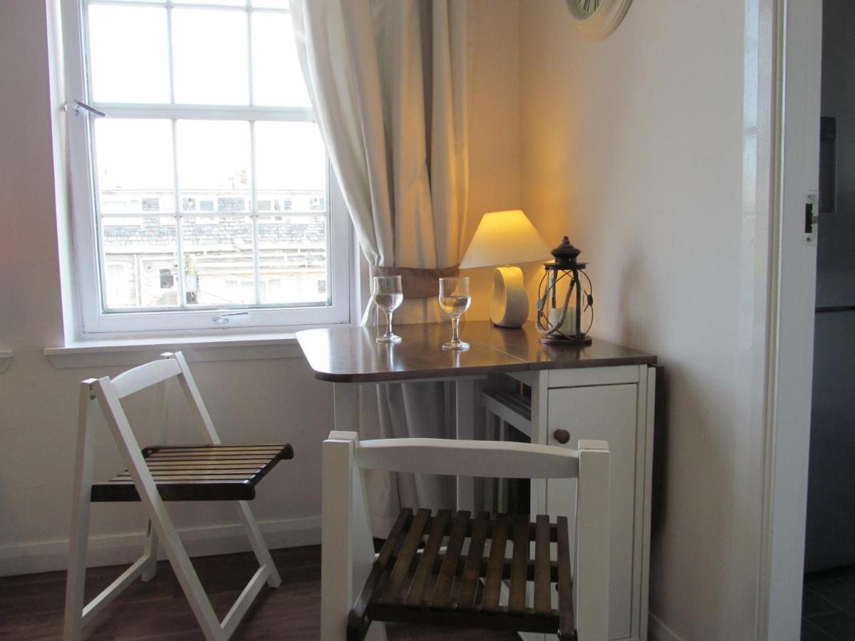 The Granite City - Modern City Centre Apartment แอเบอร์ดีน ภายนอก รูปภาพ